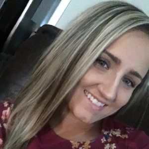 Meet your Posher, Desiree